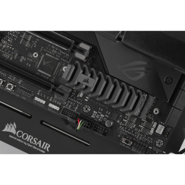 Corsair MP600 PRO XT 2 To M.2 PCI Express 4.0 NVMe 3D TLC NAND