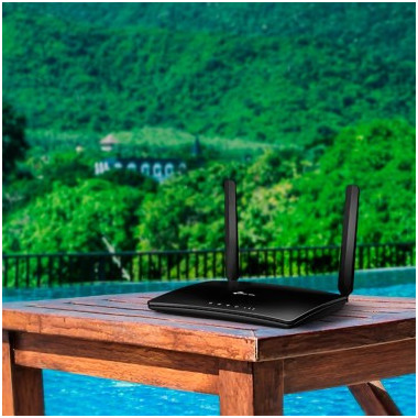 TPLWI032490 TP-LINK Modem Routeur 4G LTE sans fil Wi-Fi AC + 4 ports Ethernet 10/100 Mbps