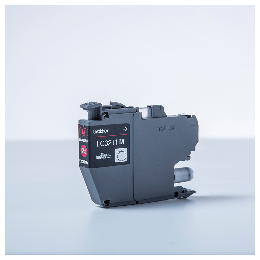 BROTHER LC3211M Magenta ink cartridge