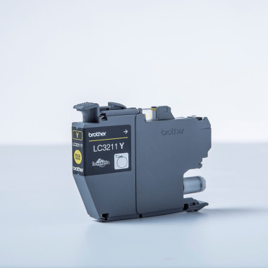 BROTHER Yellow LC3211Y ink cartridge