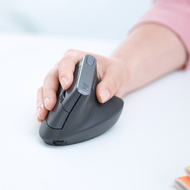 LOGSO032639 Logitech MX Vertical