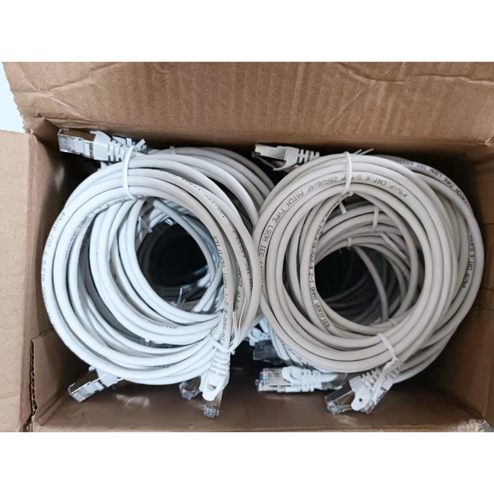 Equip 635512 câble de réseau Blanc 3 m Cat6 S FTP (S-STP)