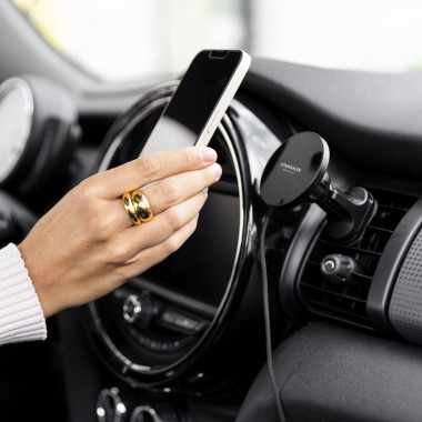 Vonmählen Aura Car Smartphone Noir USB Recharge sans fil Charge rapide Auto