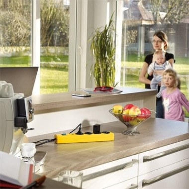 BRENNENSTUHL BS-HUGO-4PRISES-JAUNE | ECP Grossiste informatique