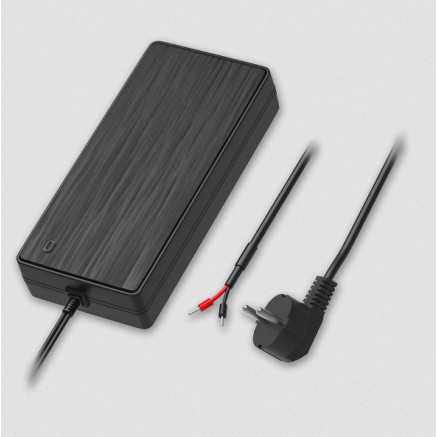 Teltonika PR320EUA adaptateur de puissance & onduleur Intérieure 250 W Noir