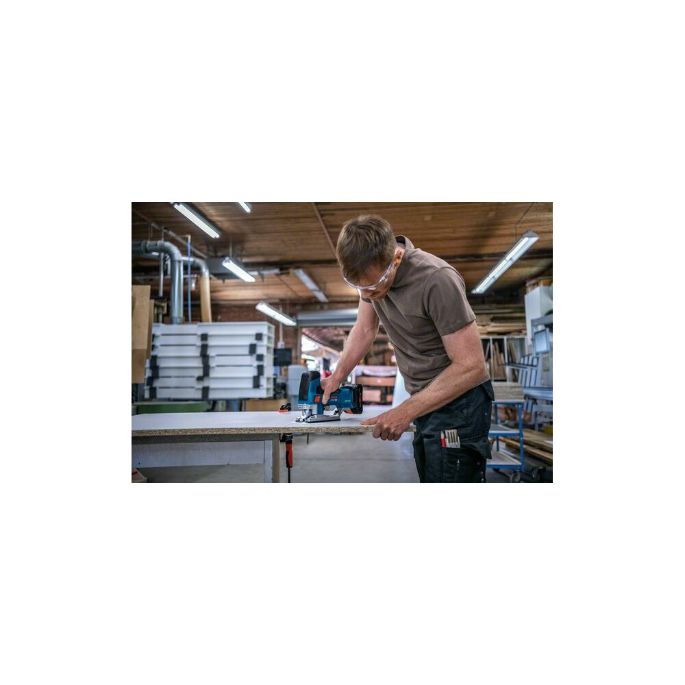 Bosch GST 18V-155 SC scie sauteuse 3800 spm 2 kg