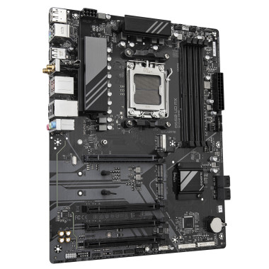 GIGABYTE B650 UD AX Carte Mère - Prend en charge les processeurs AMD Ryzen Série 9000, VRM 6+2+2 phases, jusqu'à 7600MHz DDR5